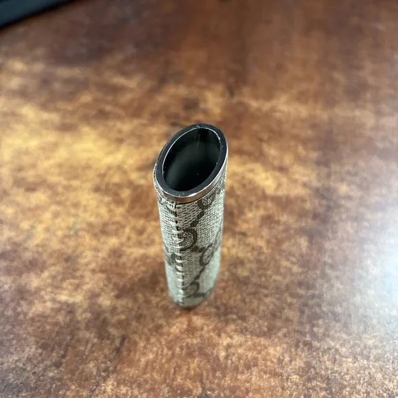 Upcycled Bic case - Picture 6 of 6